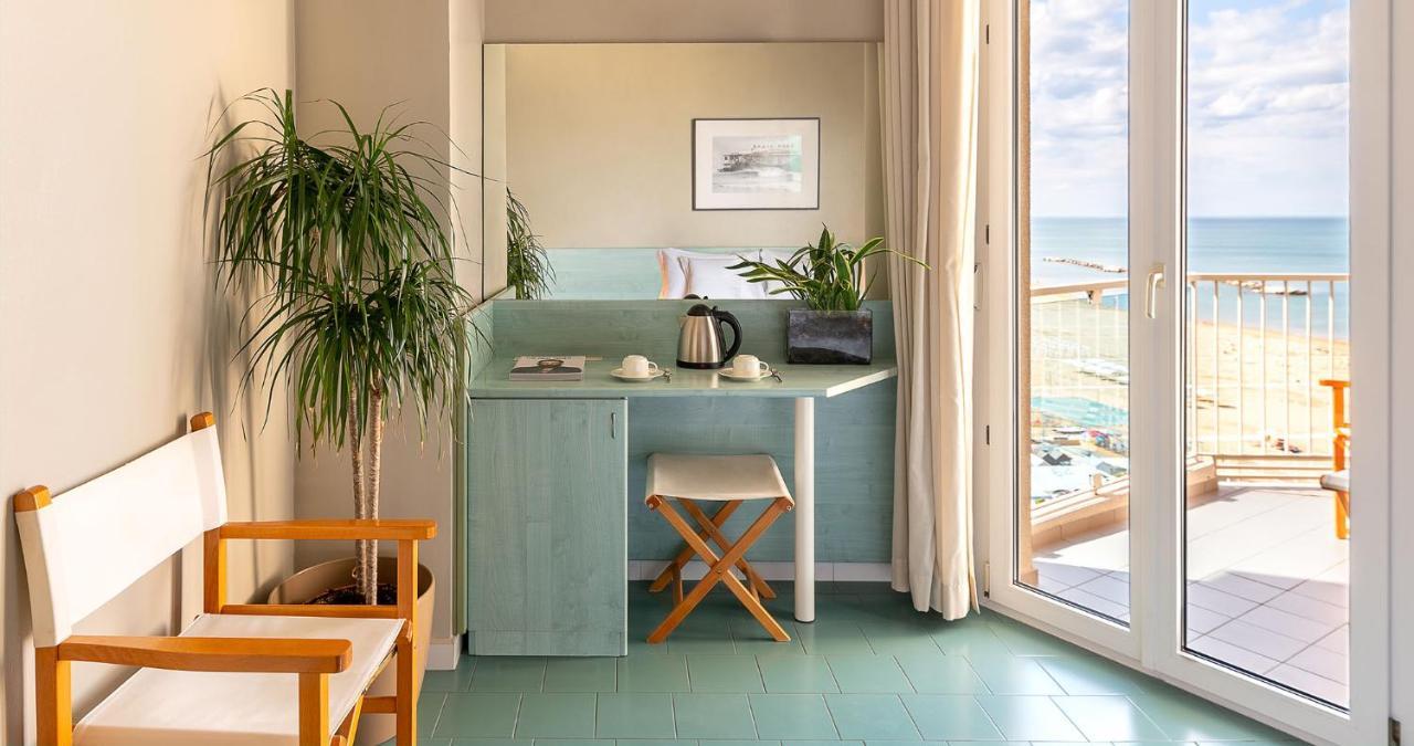 Victoria Palace Hotel Cattolica Eksteriør bilde