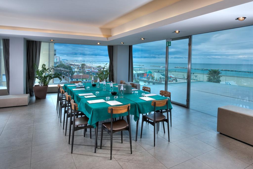 Victoria Palace Hotel Cattolica Eksteriør bilde